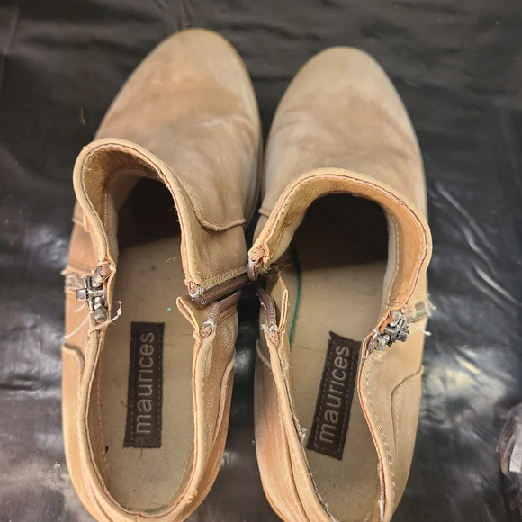 Maurices suede ankle boots - Picture 8 of 12